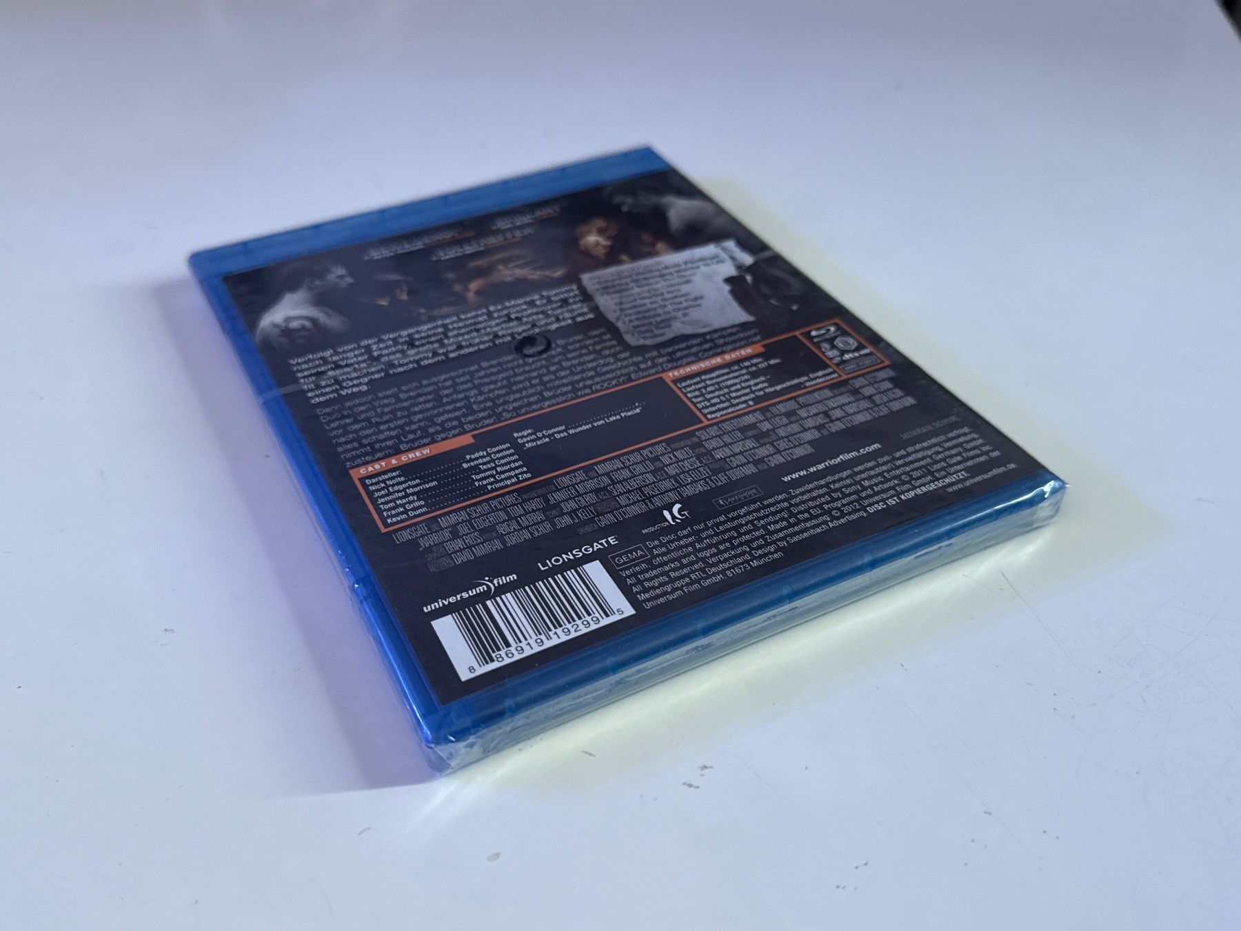 Tutti i DVDs: Warrior Blu-ray OVP – Nuovo e nell'imballaggio originale da Allschwil venduto da meeresperle 1