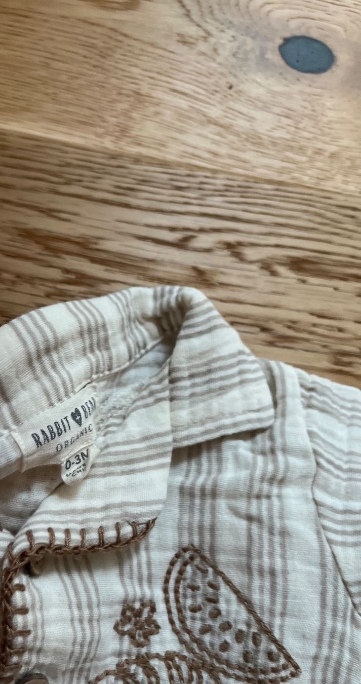 Kleiderpakete & -sets: Kurzarmhemd und Shorts von Rabbit + Bear – Gebraucht aus Islikon von jul_76j2 1