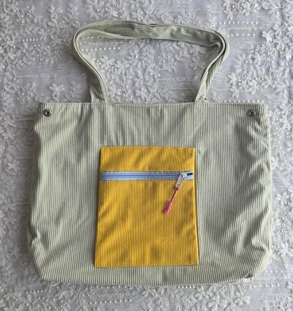 Cord Shopper Bag mit gelber Tasche
