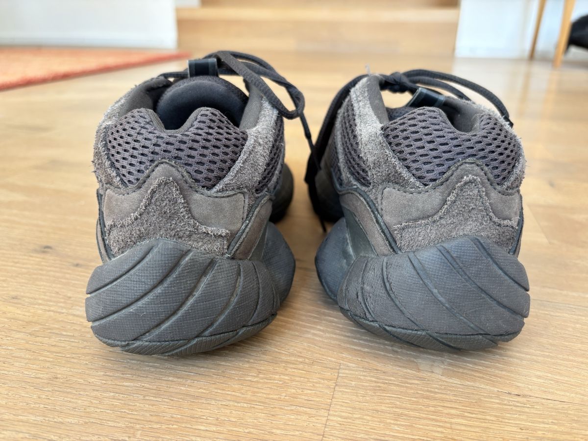 Adidas Scarpe da uomo: Adidas Yeezy 500 Granite – Usato da Thun venduto da Ajenjo 2