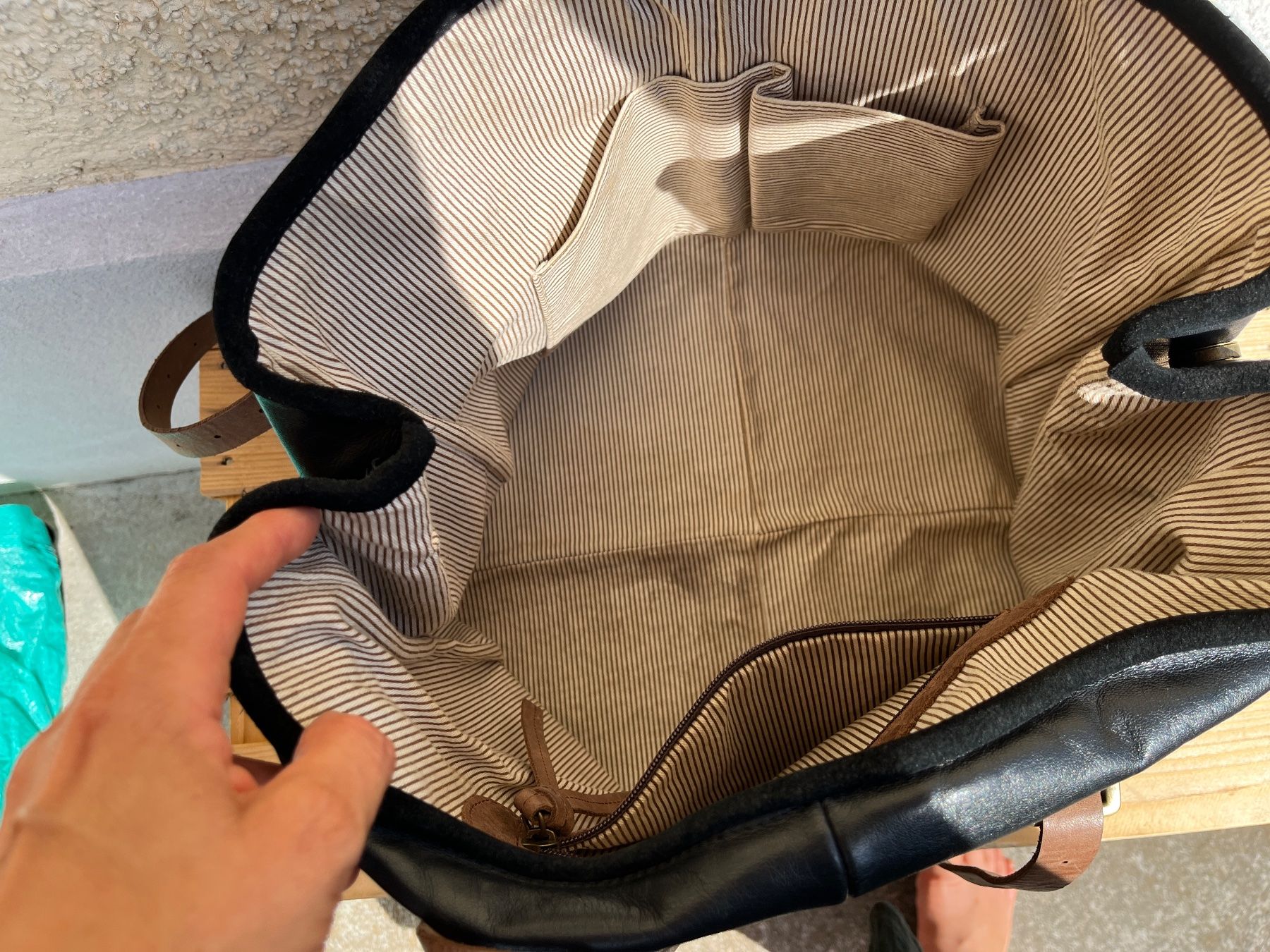 Taschen für Damen: Tasche Lilimill Leder Schwarz – Gebraucht aus Zürich von schweinsbraten 4