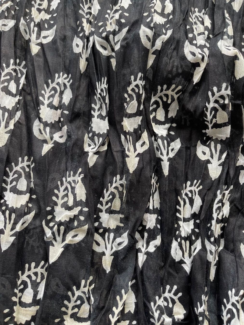 Foulards, Tücher & Schals: SCHAL SCHWARZ / WEISS - FABRIKNEU – Neu und originalverpackt aus Honau von sainj 2