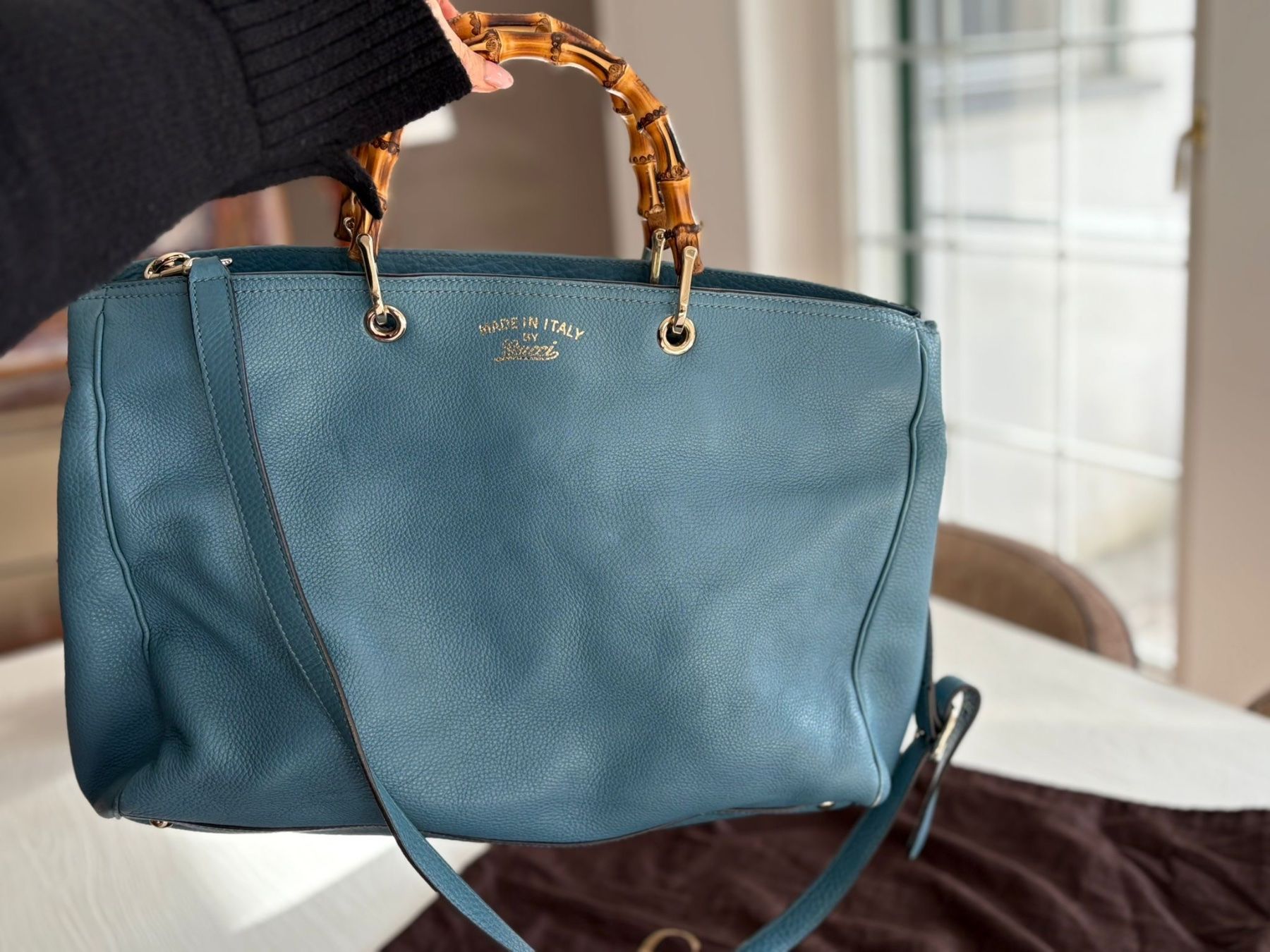 Gucci Borse da donna: Borsa Gucci in pelle blu – Usato da Rancate venduto da FiorAngela011 1