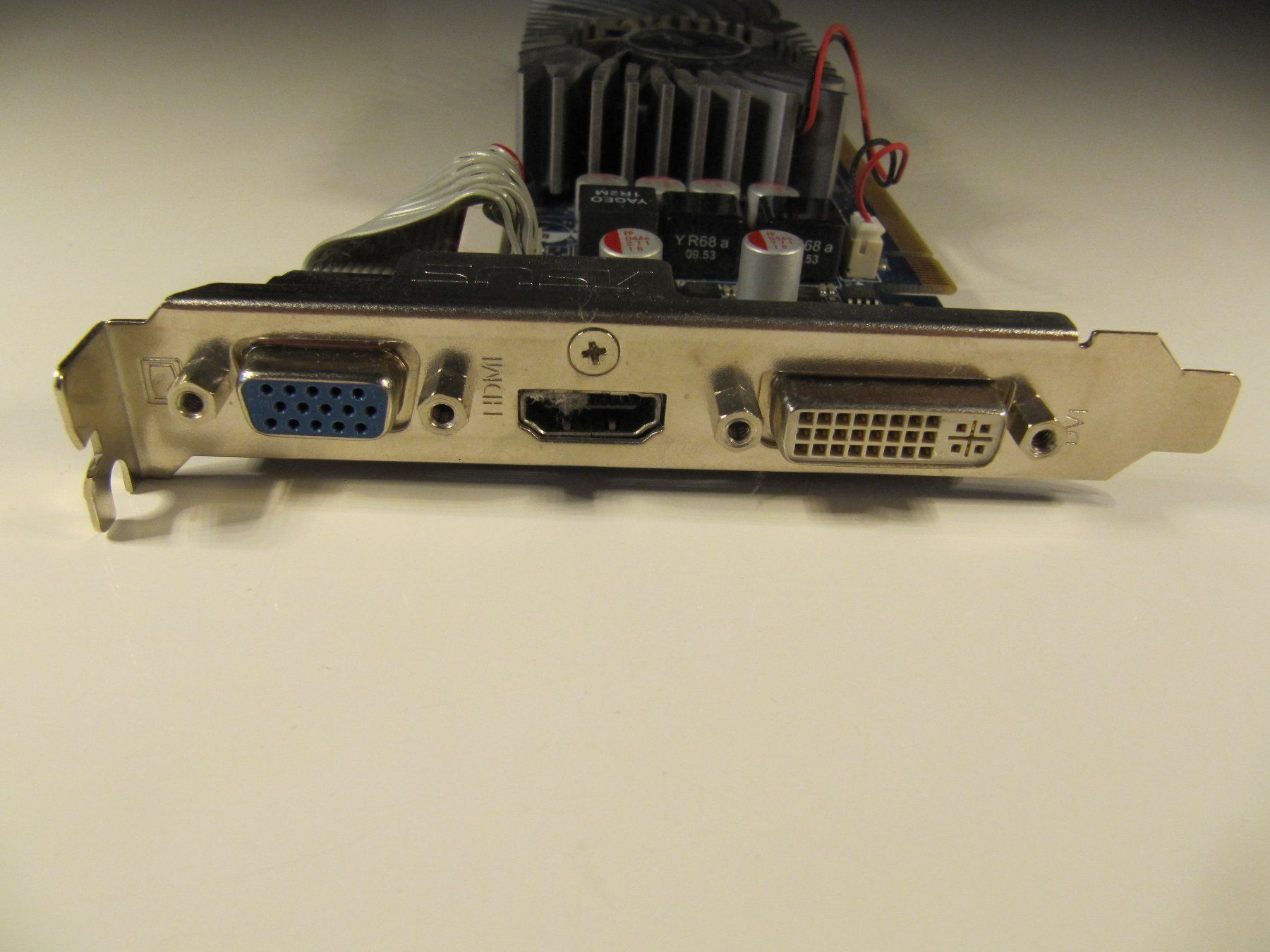 Asus PCs: ASUS C682MF I   REV. 1.00  #P1 – Gebraucht aus Basel von Ruben2210 1