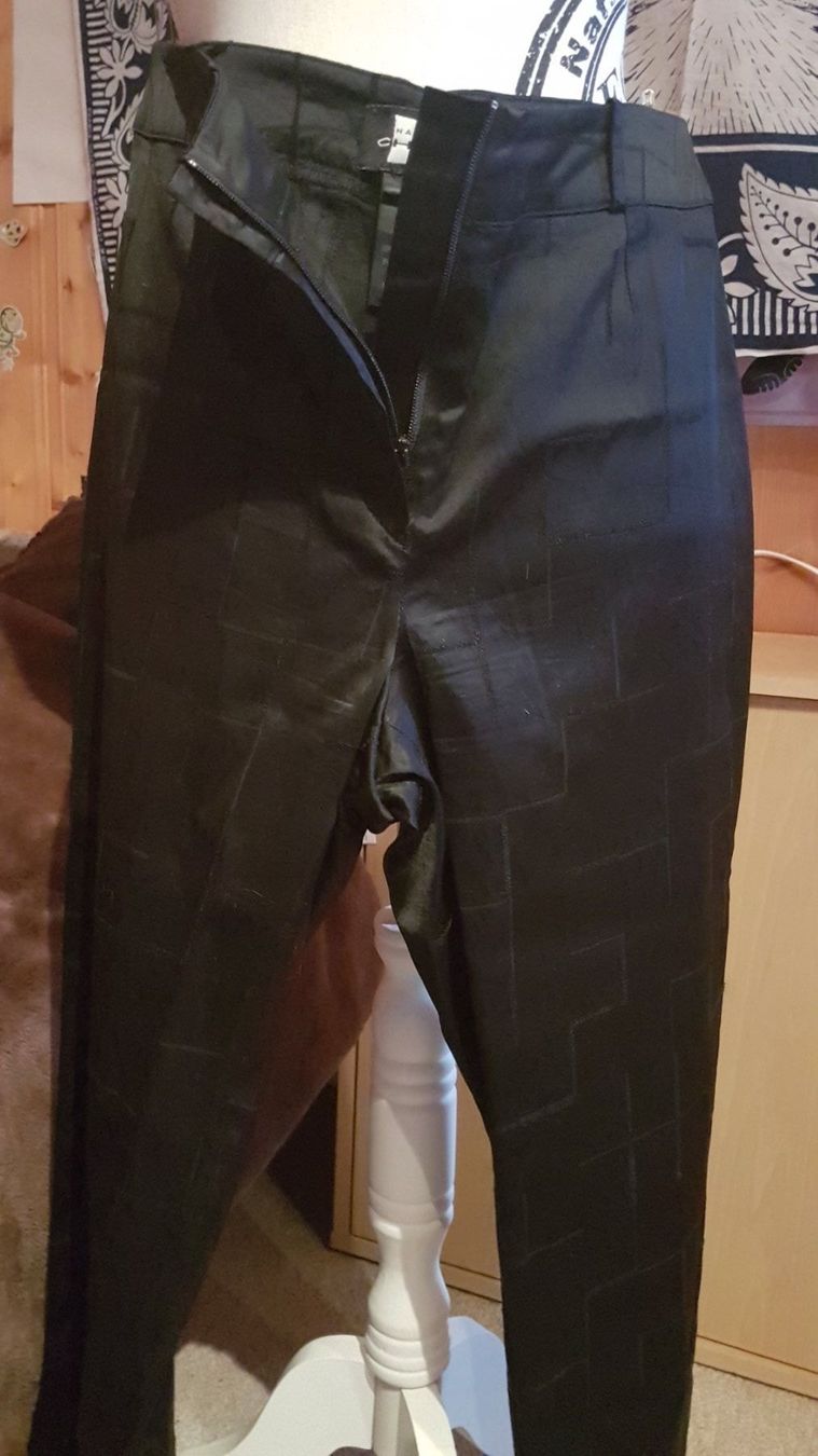 Hosen: Pantalon noir taille 40 / Nathalie Chaize – Gebraucht aus Villiers von san_jn5w 5