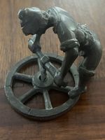 Antike Gussfigur Handwerker Radmacher, Rarität! Top!