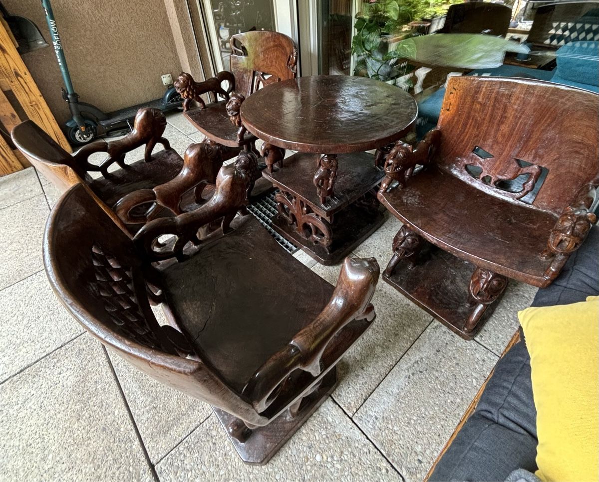 Articoli in legno: Afrikanischer Salon – Usato da Wettingen venduto da suk_p9mv