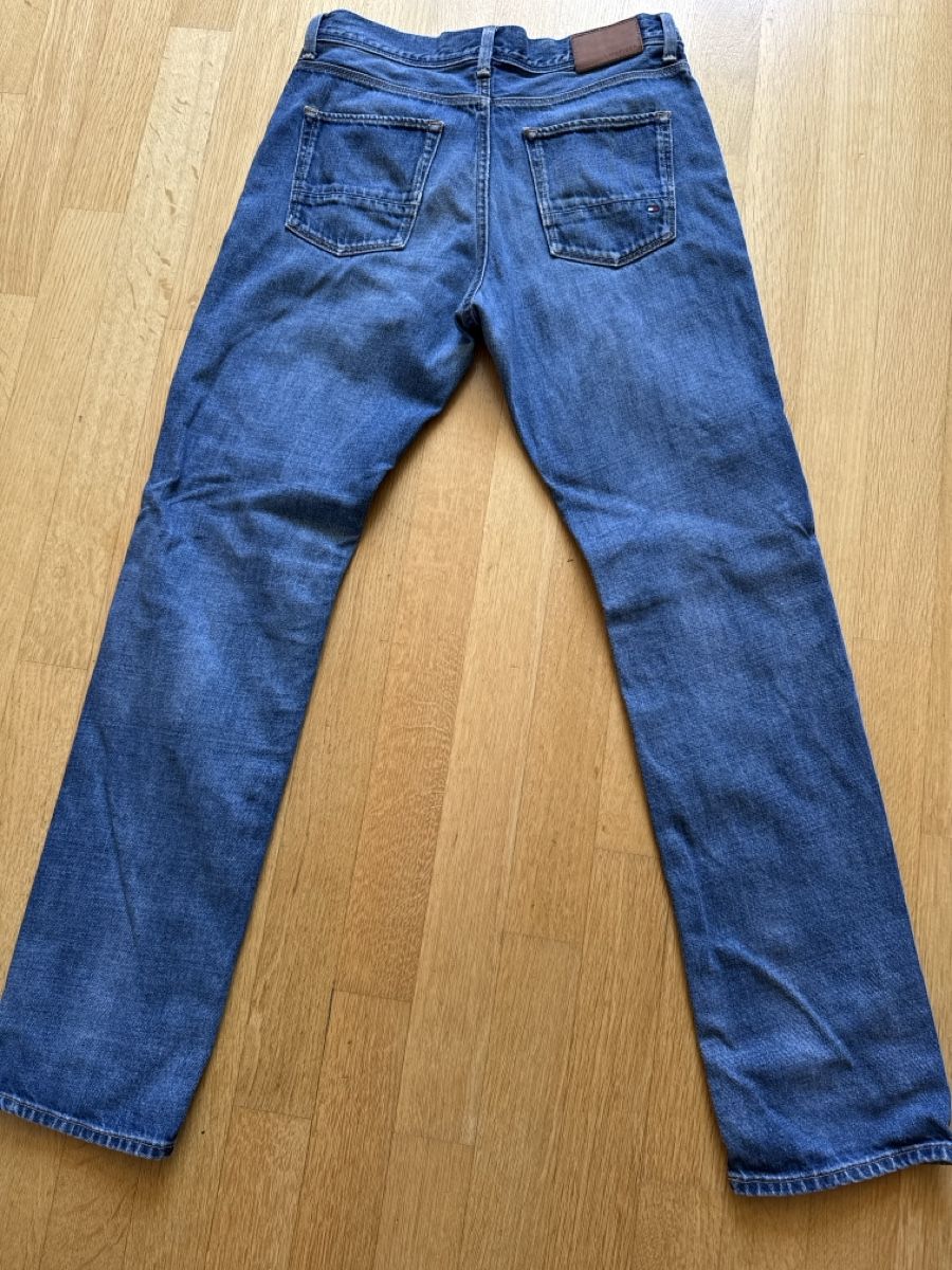 Tommy Hilfiger Jeans: Tommy Hilfiger Jeans Gr. 30/32 Regular Fit – Gebraucht aus Mauren von ducducturi 4