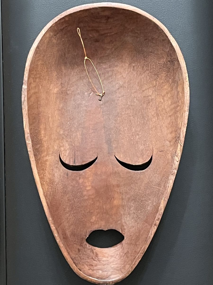 Internationale Kunst: Masque mural en bois sculpté décoré – Gebraucht aus Bern von Bern-Breitenrain 1