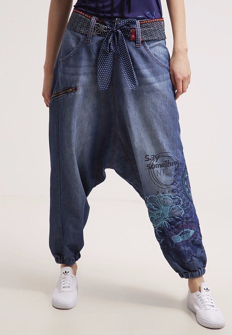 Desigual Jeans: Jeans – Neu (gemäss Beschreibung) aus Kriens von Lavendel-888