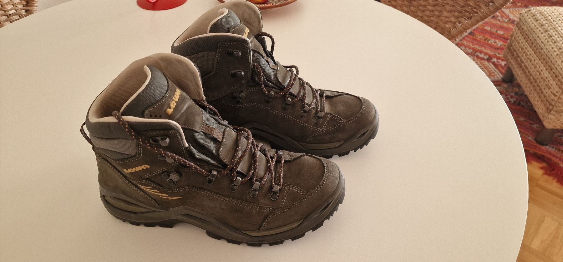 Lowa Scarpe da uomo: Lowa Renegate GTX Gr.43,5 – Usato da Zollikofen venduto da tiga257