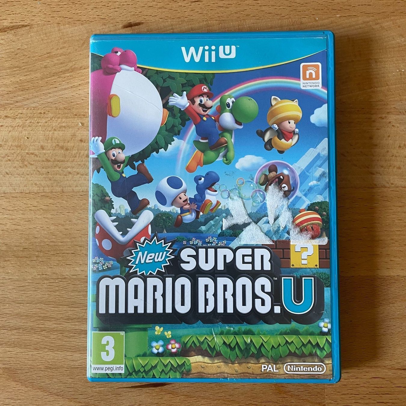 Nintendo Giochi: Super Mario Bros U - Wii U – Usato da Prangins venduto da vivi-ja