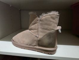 Winterstiefel Lammfell gefüttert rose metallisch neu mit Eti