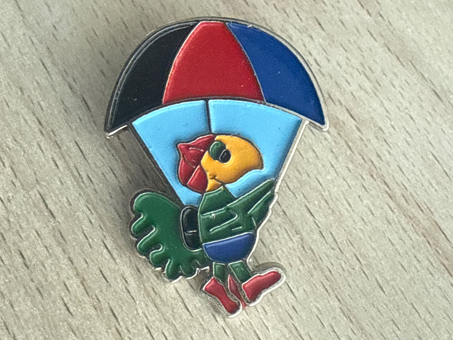 Plaketten & Abzeichen: Pin  Spengler Cup Little Garry – Gebraucht aus Glattbrugg von Schweigmatt