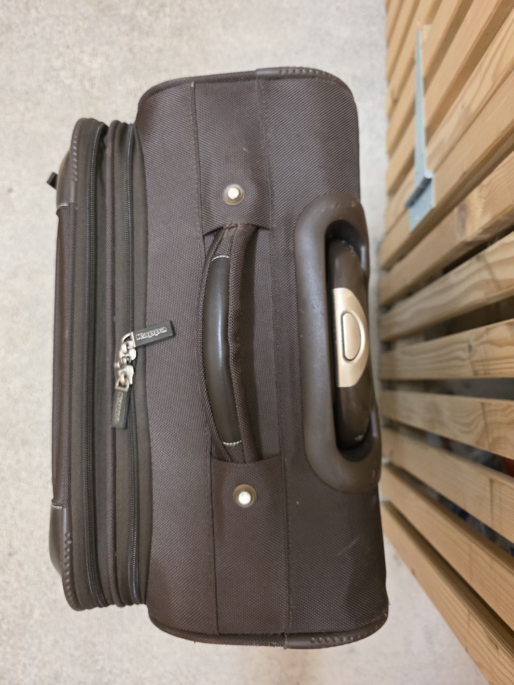 Kappa Reisekoffer: Brauner Kappa Rollkoffer  – Gebraucht aus Zell LU von claro62 1