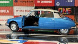 Citroën DS 21 Spécial neu und ungeöffnet in OVP