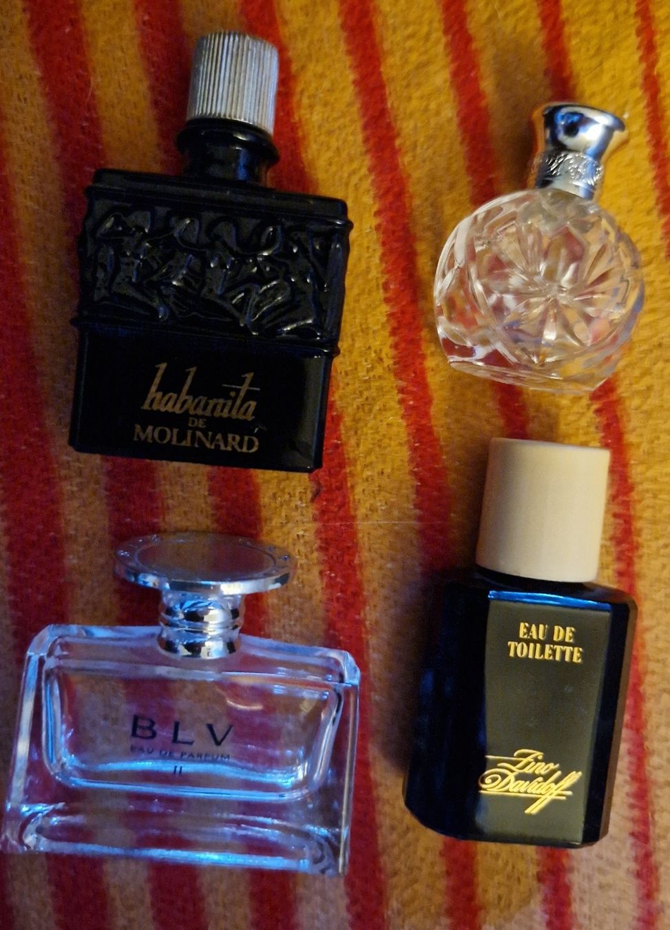 Flaconi: 9 Miniatur-Parfum-Flacons – Usato da Oberengstringen venduto da Sheera7 4