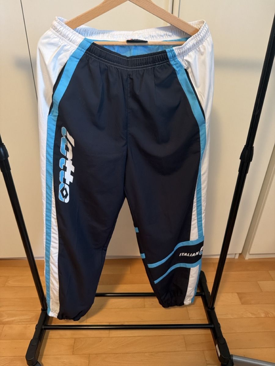 Pantalons: Lotto pantaloni  – D'occasion à Sementina par bru_vpp5