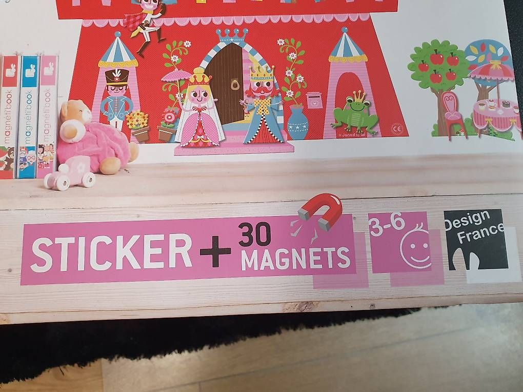 Aufkleber: Neuf - sticker mural magnétique Princesse – Gebraucht aus Apples von denissafrany