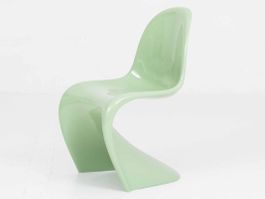 Vitra Panton Classic Stuhl von Verner Panton in Blassgrün