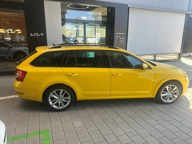 Skoda Automobili: Skoda Octavia 2.0TDI Style 4x4 DSG – Usato da Oberriet SG venduto da jeepv8 3
