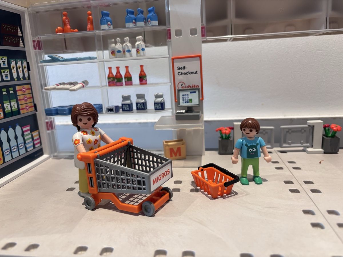 Playmobil Giocattoli: Playmobil Migros – Usato da Menzingen venduto da gispat 1