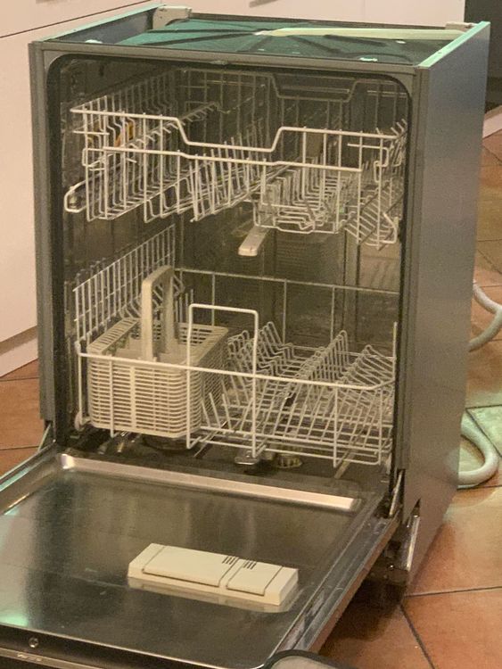 Miele best sale dishwasher f51