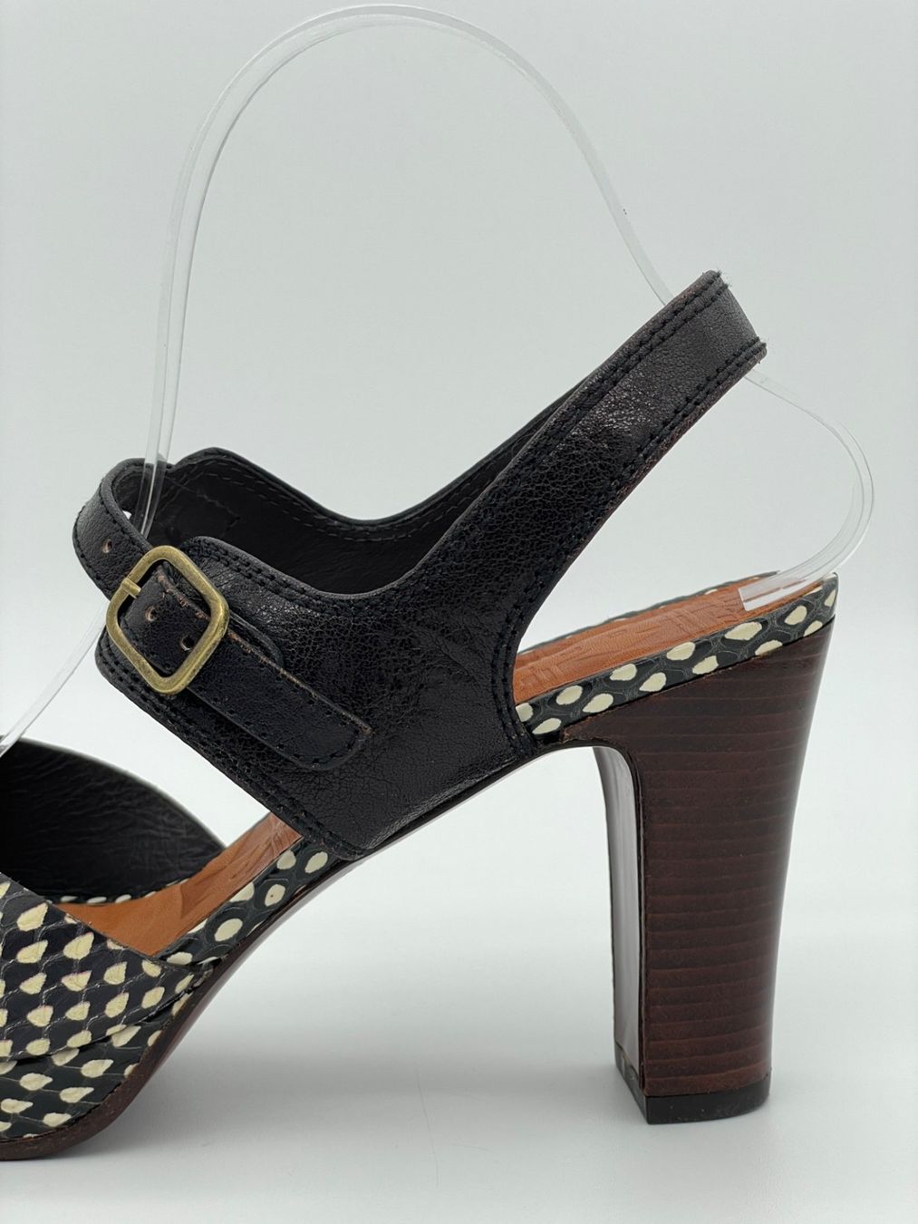 Chie Mihara Scarpe da donna: Chie Mihara Dotted Leather Platform EU 39 – Usato da Zürich venduto da shoe_shop 4