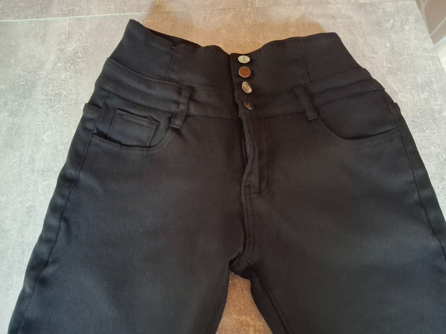 Hosen: Pantalon noir taille M 65% coton – Gebraucht aus Villiers von san_jn5w 1
