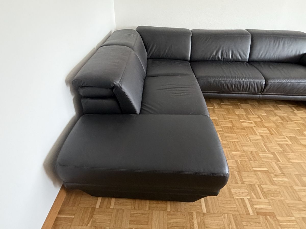 Divani: Schönes Ecksofa Leder schwarz – Usato da Liestal venduto da Enverkahraman 1