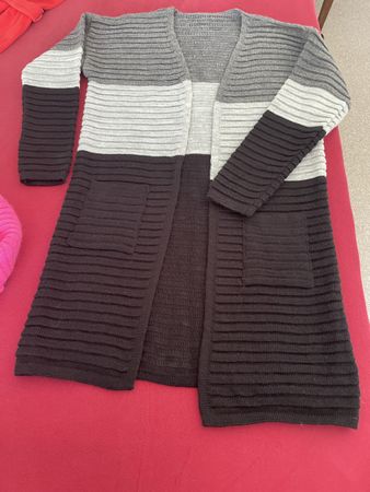 Gestreifte Strickjacke, Cardigan, Grösse M, Top Zustand!