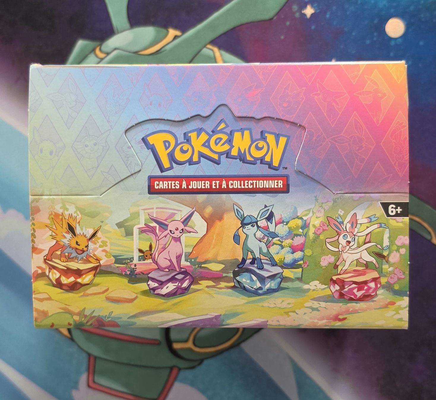 Pokémon Carte collezionabili: Display Déscellée Pokémon Évolution Prismatique EV8.5 - FR – Nuovo e nell'imballaggio originale da Chailly-Montreux venduto da TCG_Games_Swiss 2