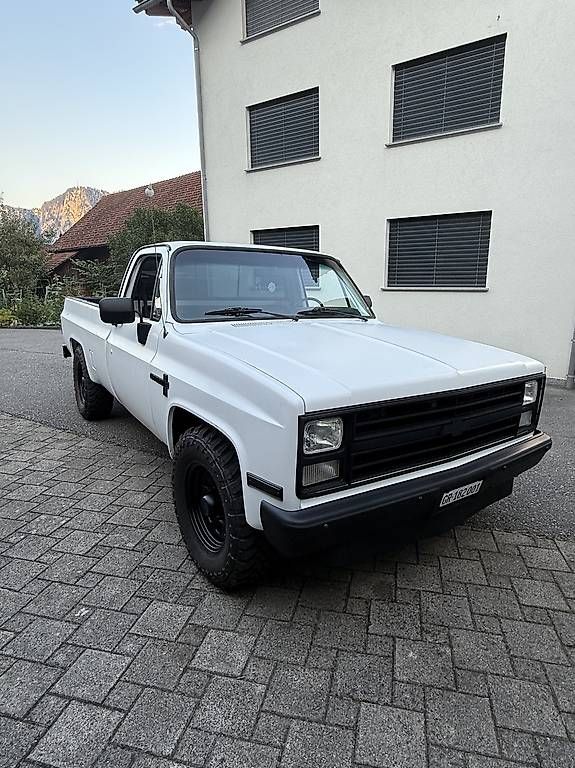 Automobili: 1987 Chevrolet R20 Pickup – Usato da Untervaz venduto da stcklr