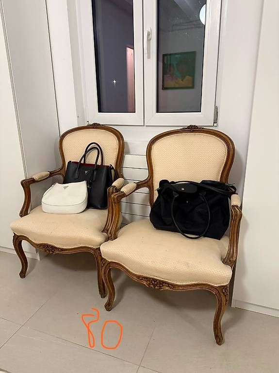 Stühle: Chairs – Gebraucht aus Grens von iti_bk5f