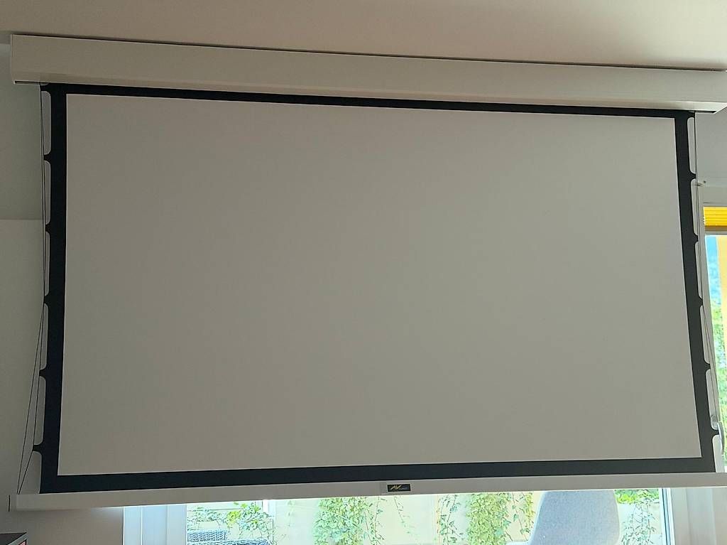 Sony Videoprojektoren: Heimkino / Beamer – Gebraucht aus Gamsen von Briggi91 2