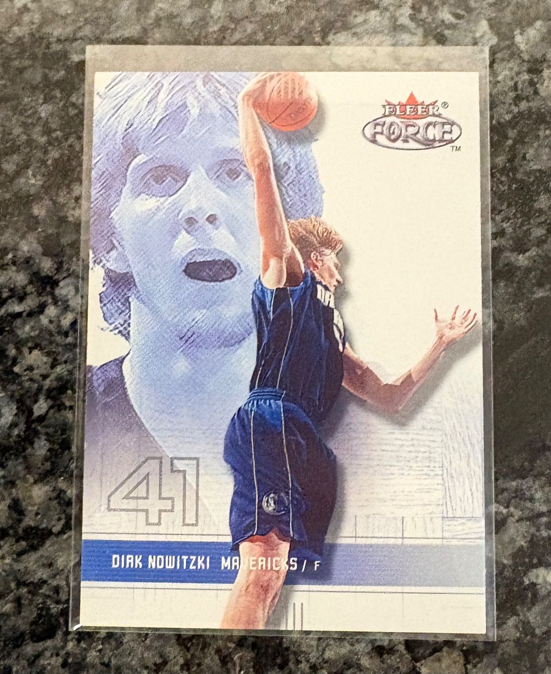 Nba Carte collezionabili: NBA Dirk Nowitzki Fleer Force 01/02 Card – Nuovo (secondo la descrizione) da Muttenz venduto da joba23