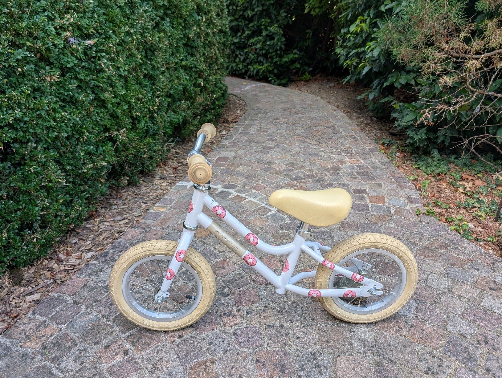 Velos: Kinder Laufrad Creme Cycles Mia – Gebraucht aus Wagenhausen von elementsti