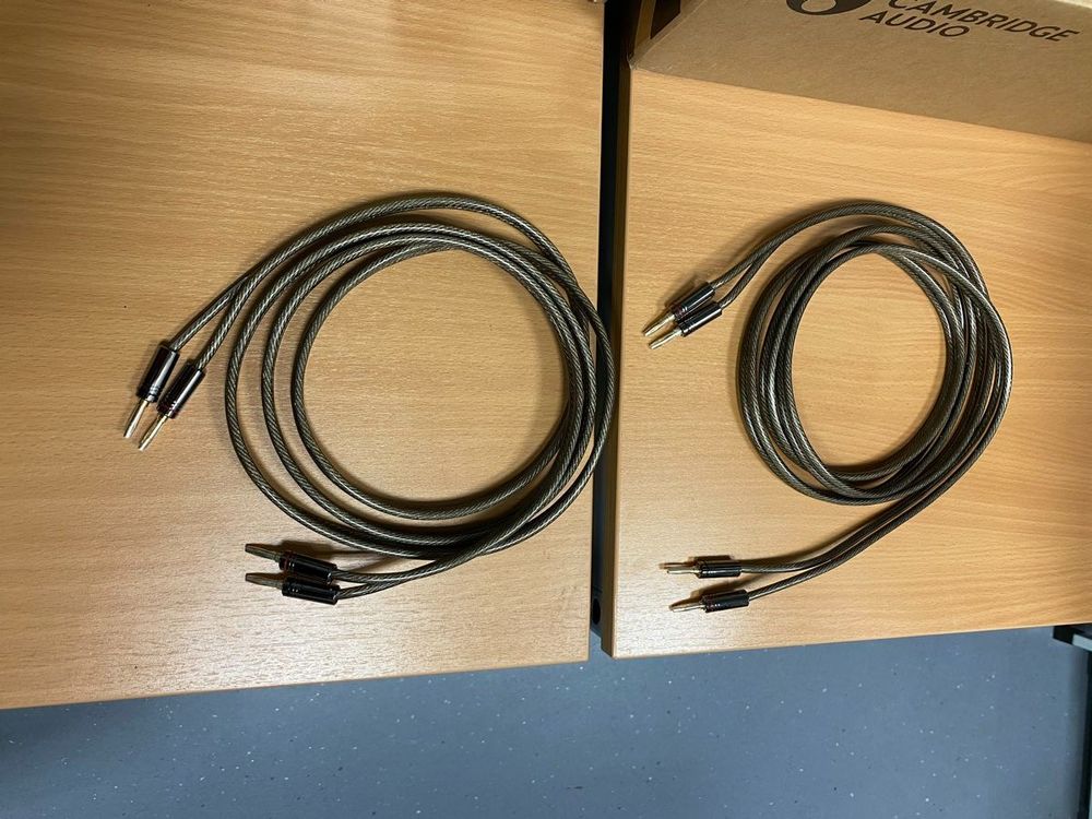 2x 2 meters TRIANGLE OPERA CABLE 4.0mm2 + BP400 BANANA PLUG (Gebraucht ...