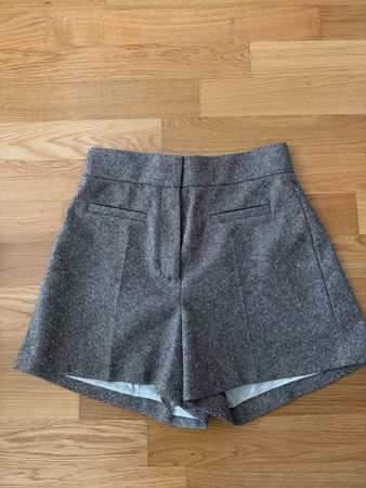 SANDRO Kurze Hose aus Wolle (Beige/Grau mit Strass)
