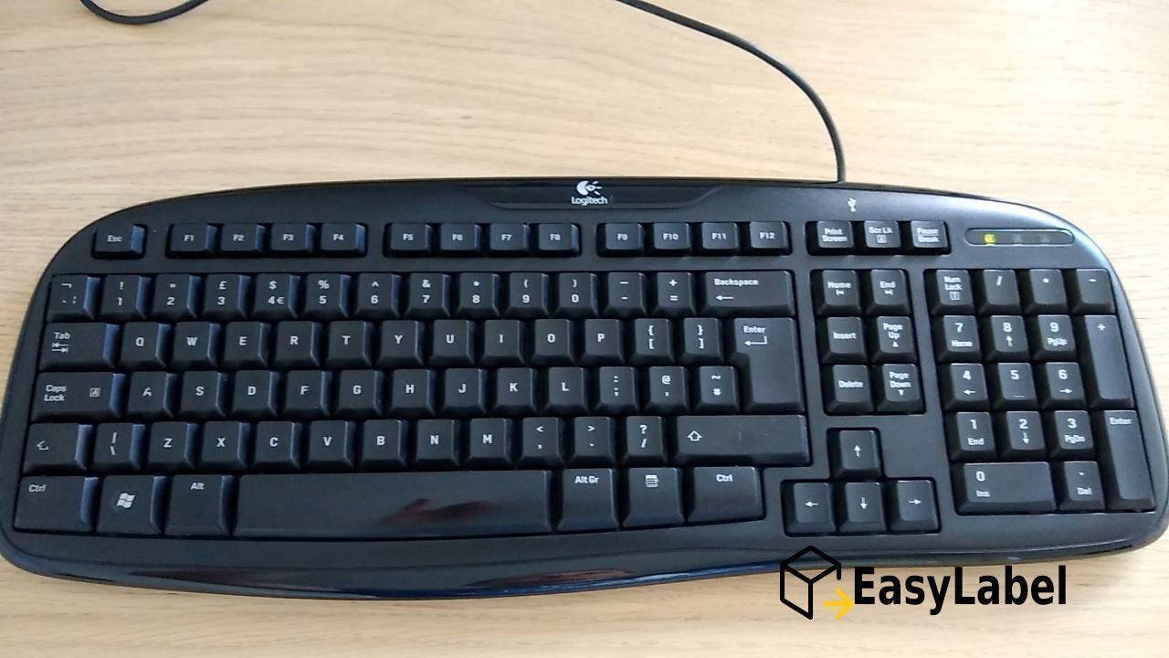 Logitech Tastiere: Logitech Classic Keyboard 200, (EN_UK) – Usato da Glattpark(Opfikon) venduto da easylabel