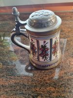 Antiker Bierkrug mit Zinndeckel, Hans Sachs Motiv