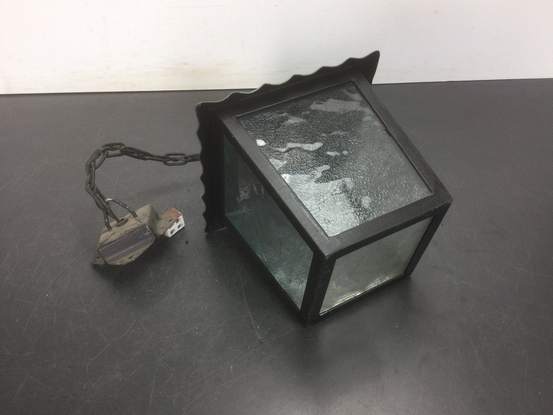 Lampes: Gebrauchte Eingangs Aussenlampe aus Eisen – D'occasion à Wangen SZ par kuriosum12 4