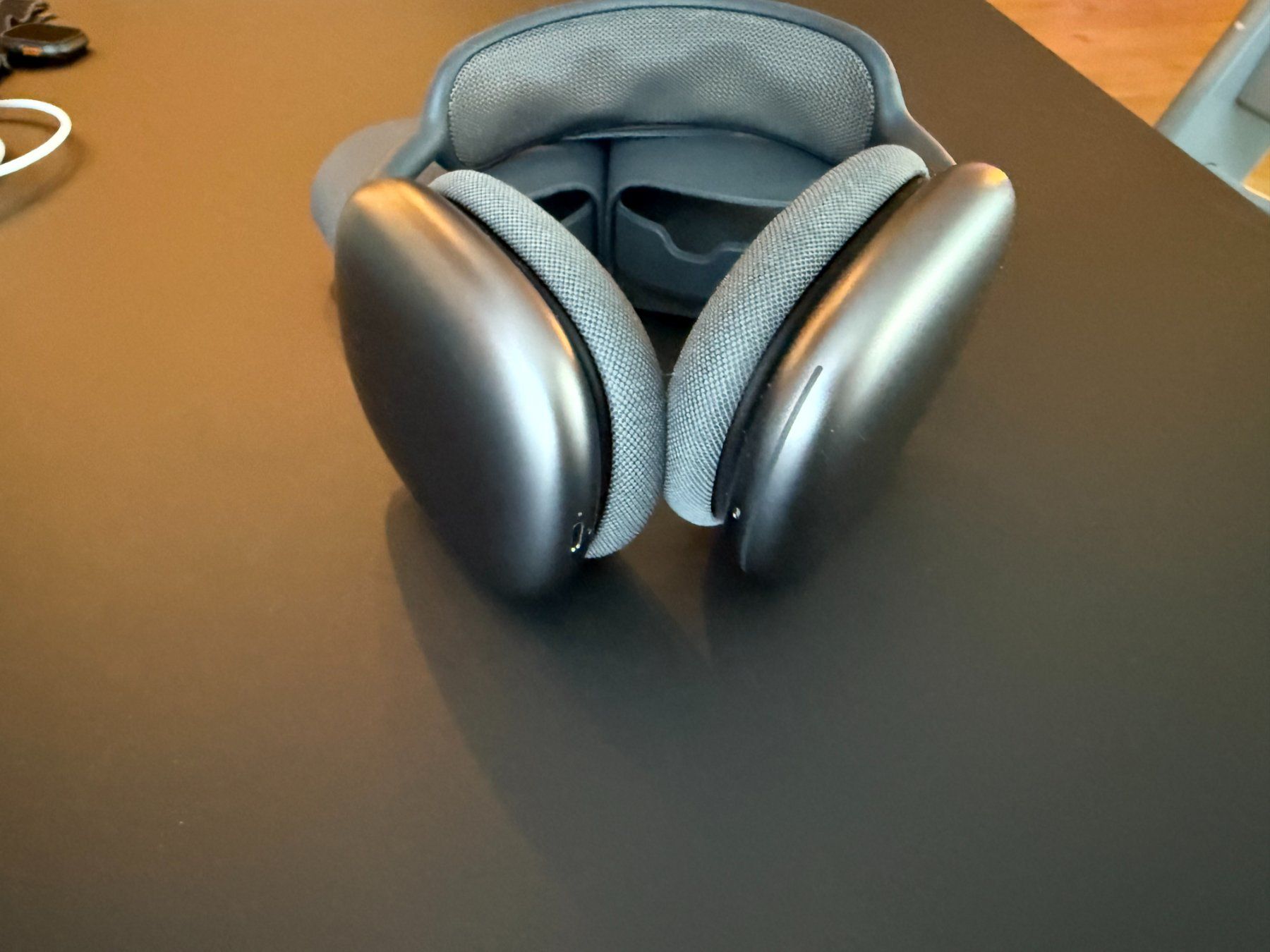 Apple Casques audio: AirPods Max 1. Gen Lightning schwarz – D'occasion à Jonen par giuco 1