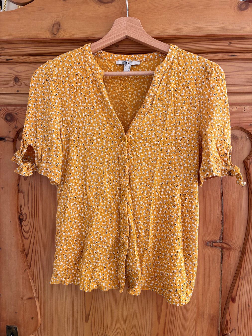 Esprit Camicette: Sommerliches Blüschen von Esprit Gr. 36/S – Usato da Bättwil venduto da tre_tj9g