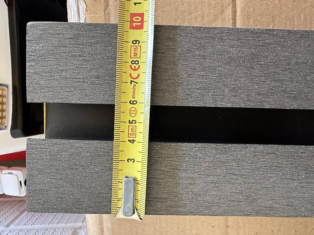 Fendivista: WPC Sichtschutzzaun Posten  – Usato da Reinach BL venduto da Makuu89 3
