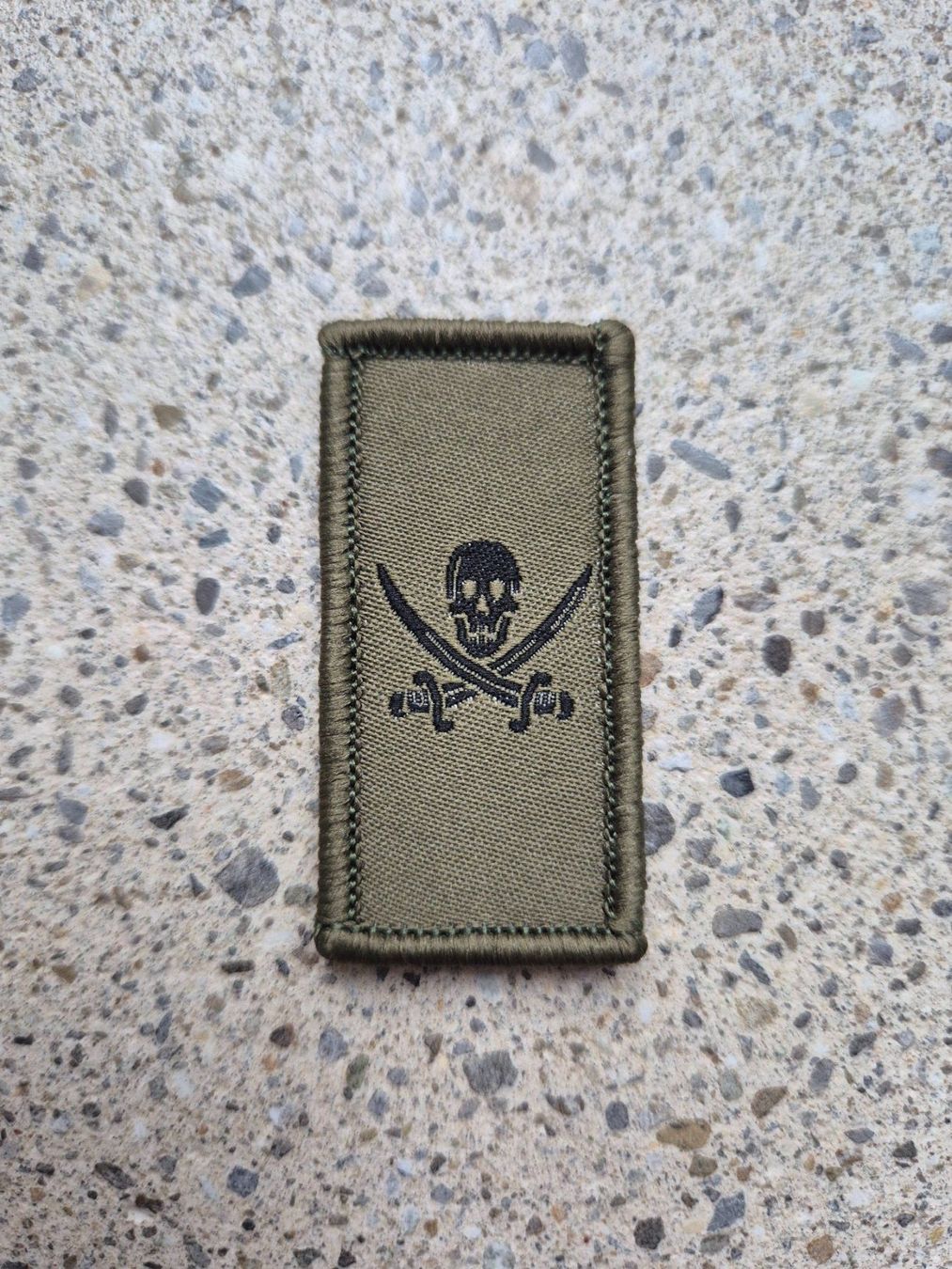 Schweizer Armee Plaketten & Abzeichen: Dienstzweigabzeichen mit klett  – Neu und originalverpackt aus Riedholz von fr_sIruP