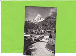 Zermatt-Eisenbahn auf Viadukt