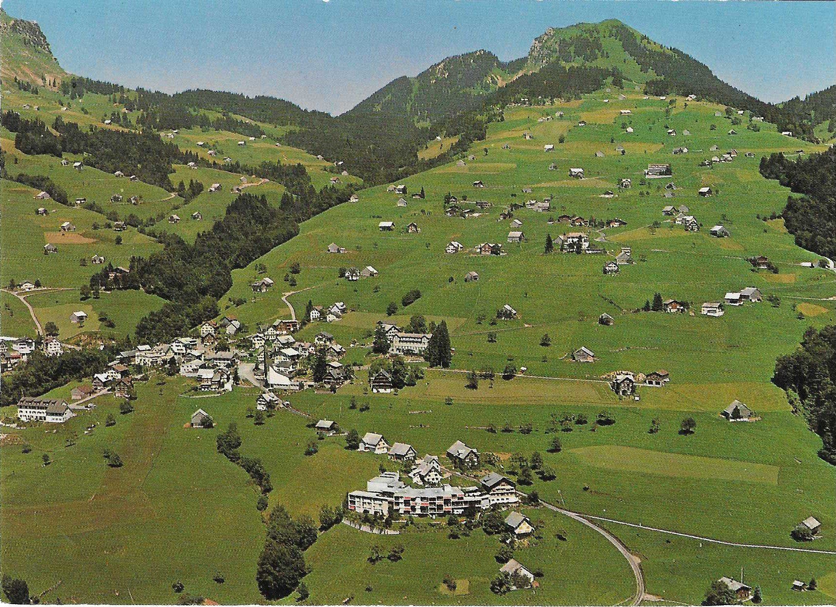 Cartoline postali: Amden mit Gulmen SG – Nuovo (secondo la descrizione) da Rothrist venduto da Stranglehold