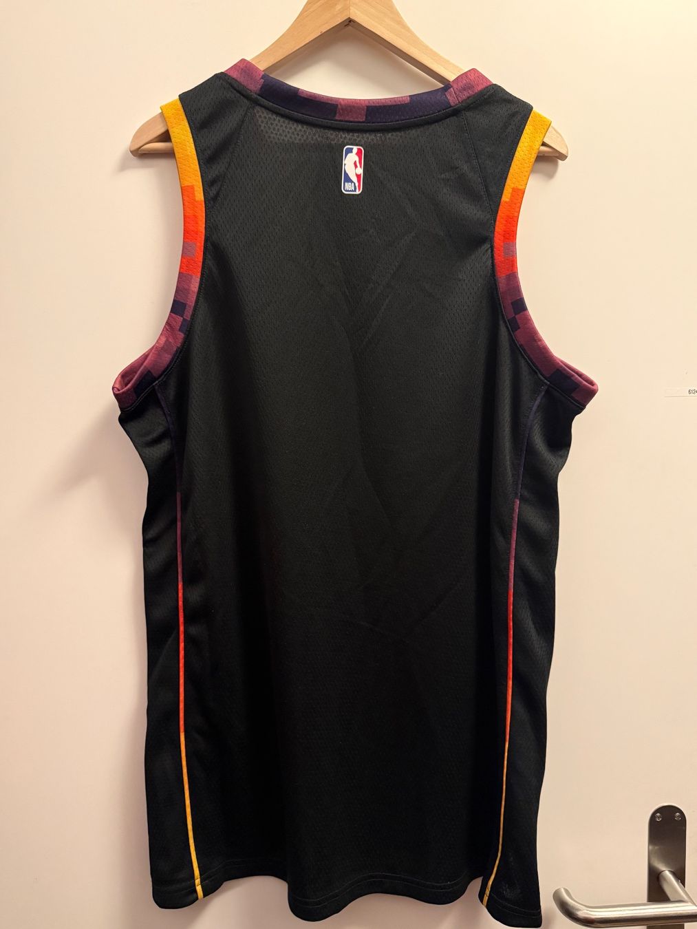 Jordan Maillots de corps & Pantalons: Lot de 4 maillots de baskets NBA – Neuf (Voir description) à Epalinges par Curtis 7