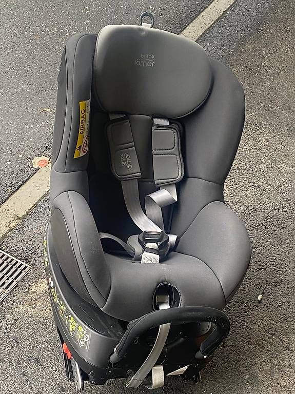Seggiolini per auto: Siège auto BRITAX RÖMER DualFix 2 R – Usato da Crissier venduto da sleepingmouse 1